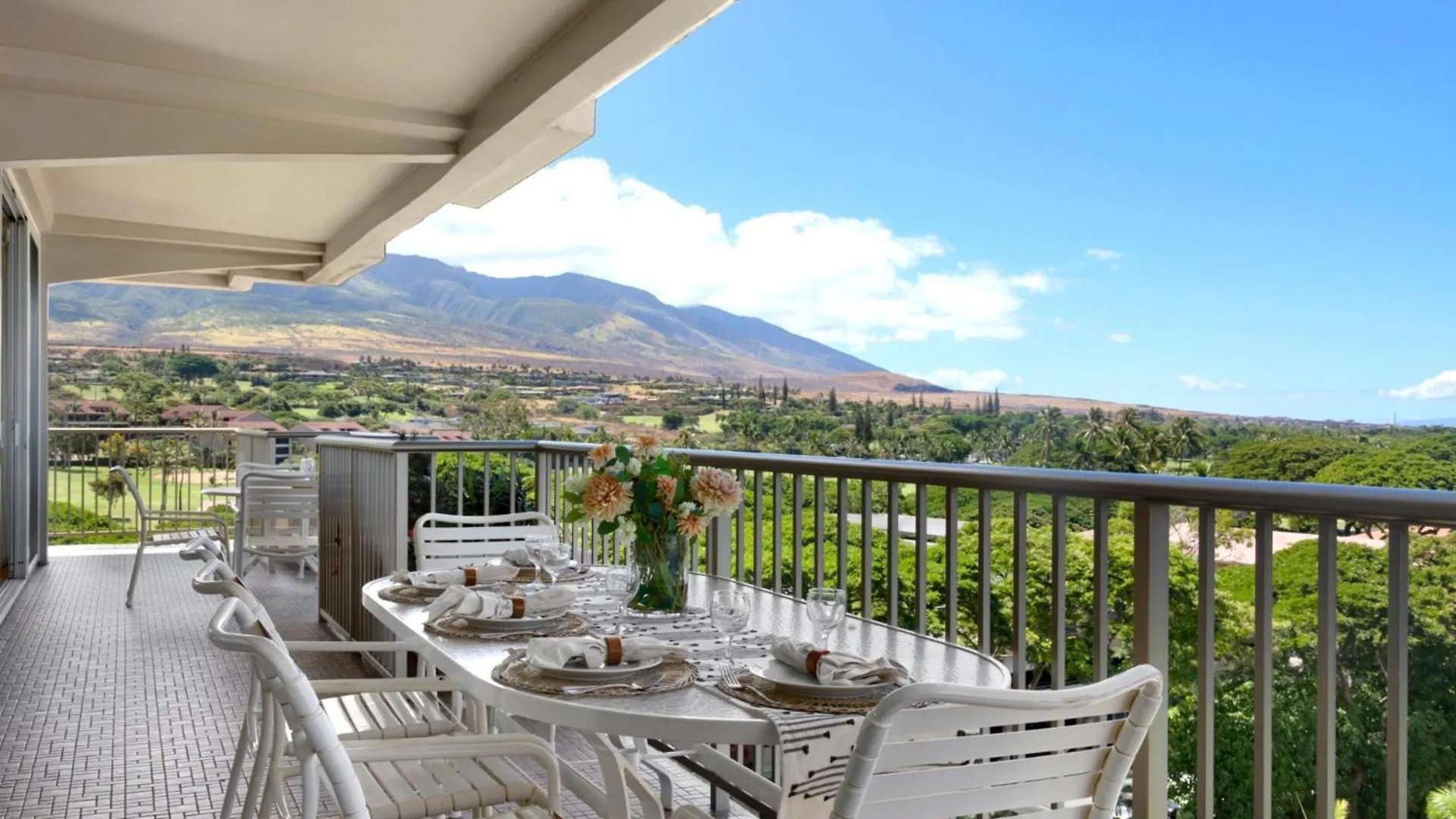 Apartment Kbm Resorts Free Car The Whaler Wh1-723 Beachfront With Spectacular Views Kaanapali United States