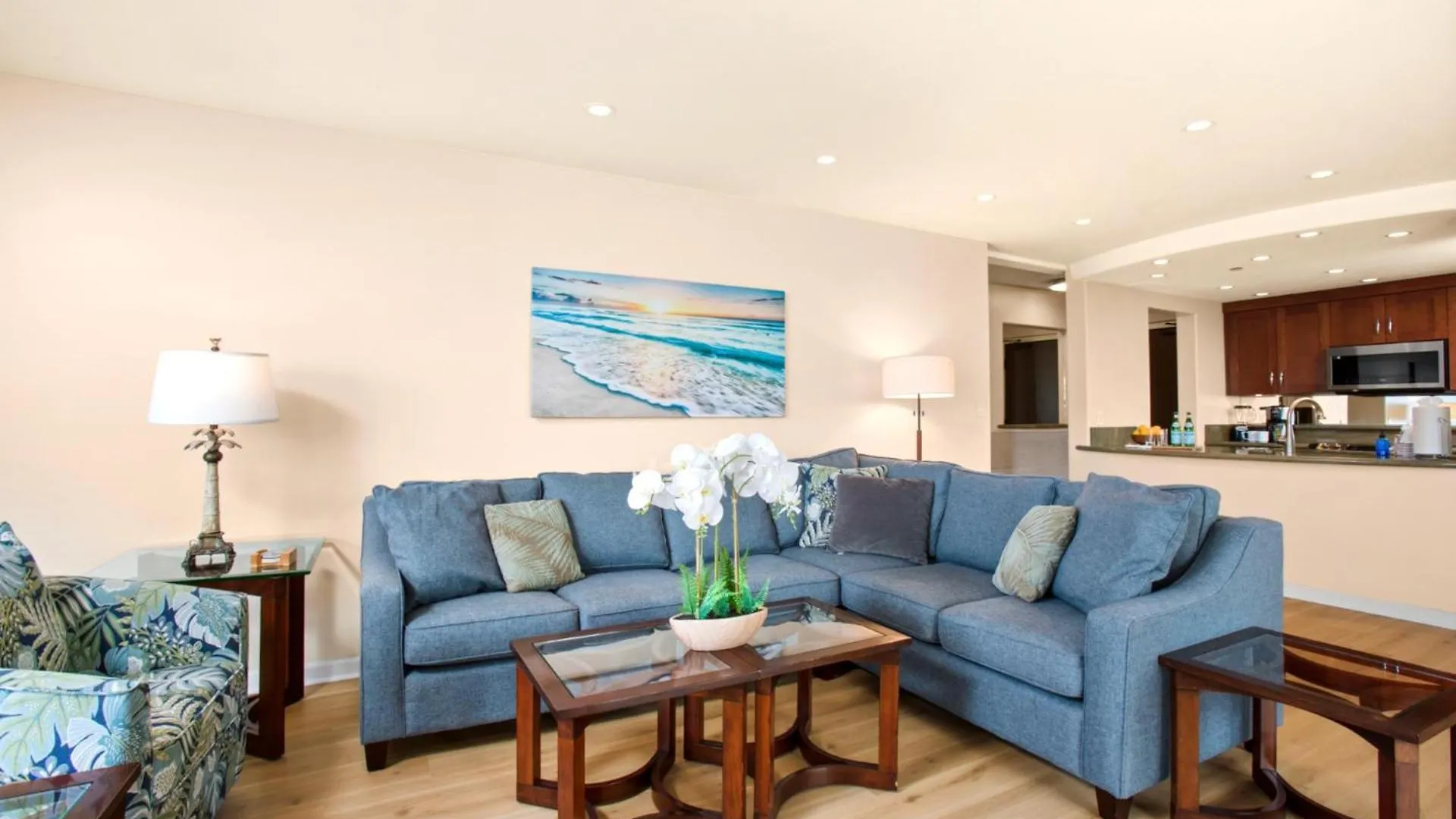Kbm Resorts Free Car The Whaler Beachfront 2-Bedroom Condo With Spectacular Views Wh1-723 Kaanapali